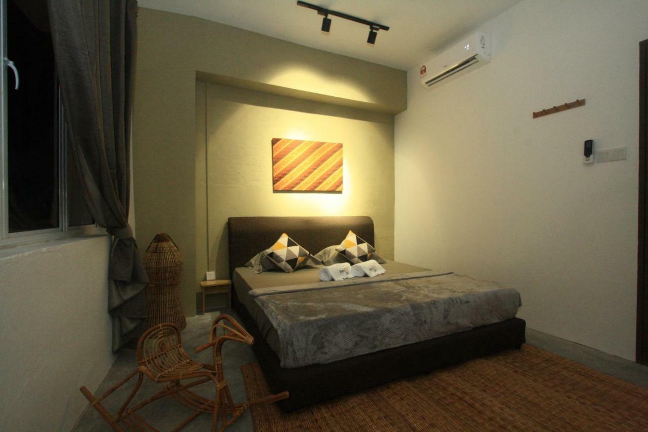 Hornbill'S Nest Kuching Hostel Exterior photo